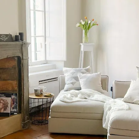 Appartamento Lovely Nest In Centro *