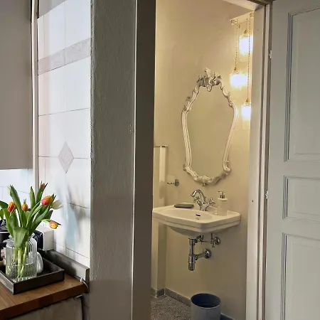 Lovely Nest In Centro Daire *